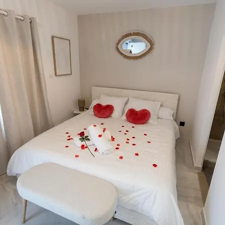 Appartement Mykonos - Sejour Romantique Avec Jacuzzi Le Grau-du-Roi